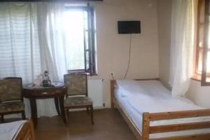 Tiszababolna - Hotels