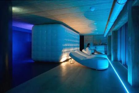 Aux Pieds du Roi - Suite & Spa - 13