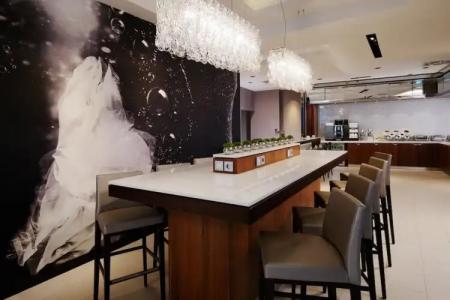 Courtyard by Marriott Cologne - 10