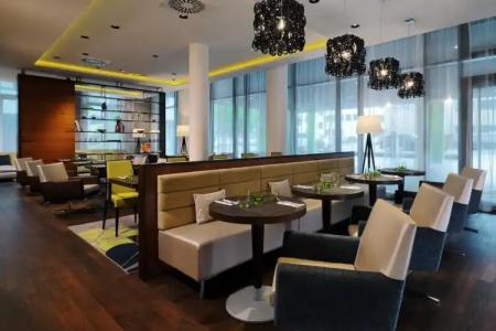 Courtyard by Marriott Cologne - 14