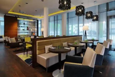 Courtyard by Marriott Cologne - 29