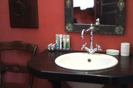 Santorini Heritage Villas - 10