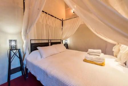 Santorini Heritage Villas - 43