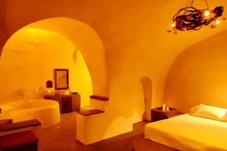 Santorini Heritage Villas - 82