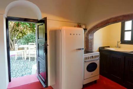 Santorini Heritage Villas - 24