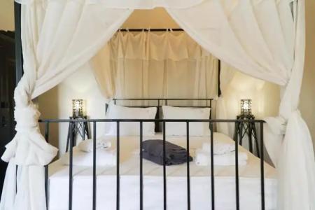 Santorini Heritage Villas - 174