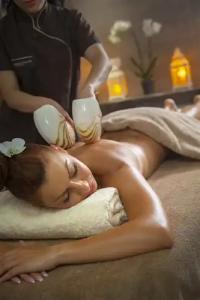 King Evelthon Beach & Resort - 40