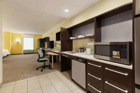 Home2 Suites Long Island City/Manhattan View - 34