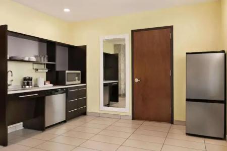 Home2 Suites Long Island City/Manhattan View - 30