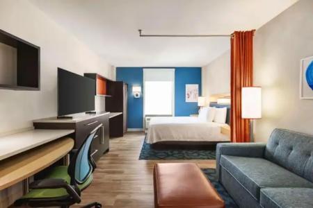 Home2 Suites Long Island City/Manhattan View - 52