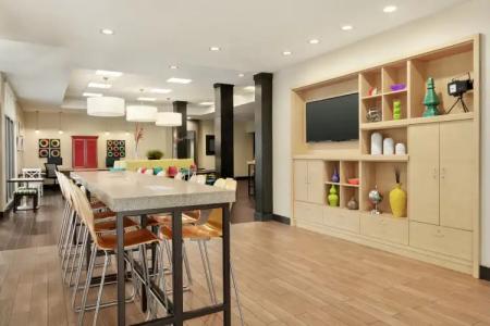 Home2 Suites Long Island City/Manhattan View - 26