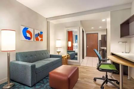 Home2 Suites Long Island City/Manhattan View - 62