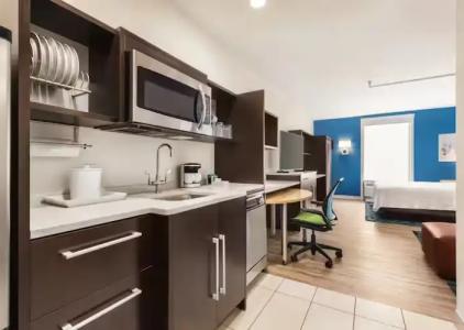 Home2 Suites Long Island City/Manhattan View - 47