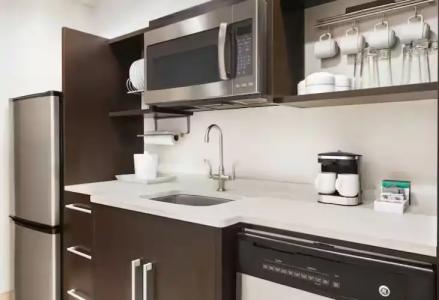 Home2 Suites Long Island City/Manhattan View - 42