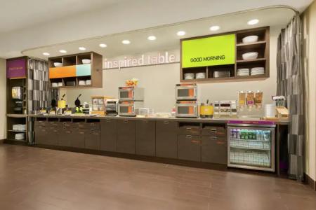 Home2 Suites Long Island City/Manhattan View - 28