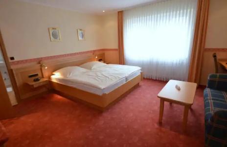 Unter den Linden - 4