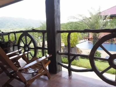 Chomview Resort - 128