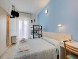 Standard Triple room with balcony