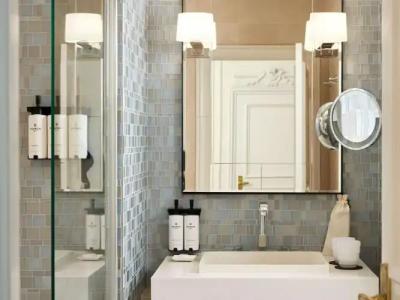 Sofitel Paris Le Faubourg - 8