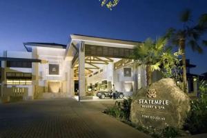 Pullman Port Douglas Sea Temple Resort and Spa, Port Douglas