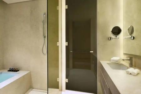 La Ville & Suites CITY WALK Dubai, Autograph Collection - 107