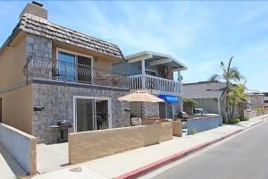 34th St B (68187) Apartment, Newport Beach