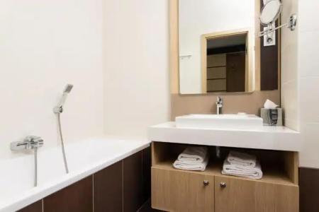 Portobello Wellness & Yacht Esztergom - 10