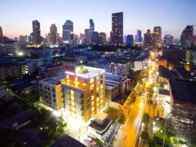 Parvena Sathorn - 13