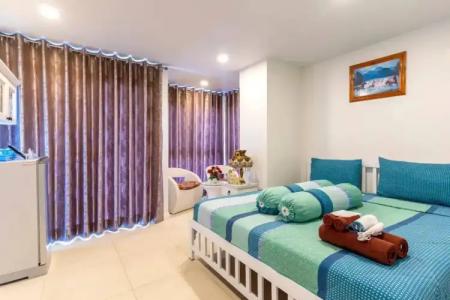 Parvena Sathorn - 27