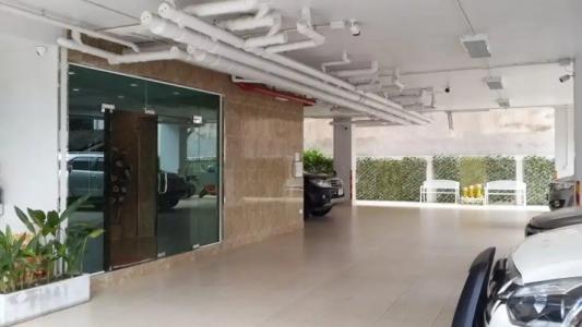 Parvena Sathorn - 14