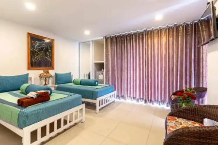 Parvena Sathorn - 25