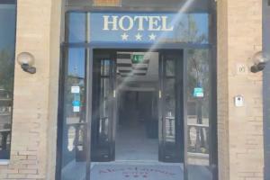 Alex & Lorenz Hotel, Torvaianica