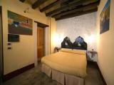Classic Double room with partial sea view