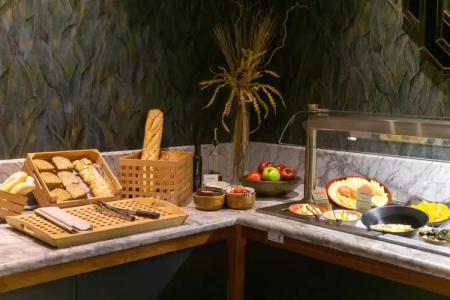 DoubleTree by Hilton Madrid-Prado - 12
