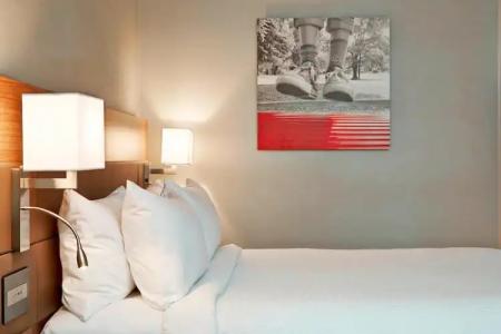 AC by Marriott Portland Downtown, OR - 43