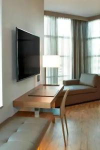 AC by Marriott Portland Downtown, OR - 11