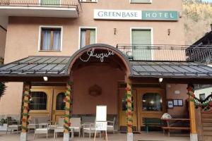 Green Base Hotel B&B