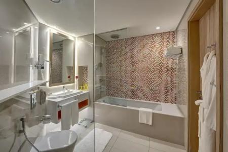Al Khoory Atrium - 105