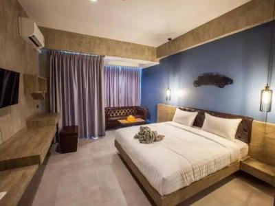 Loft Mania Boutique - 46