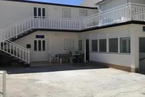 Guest House Edi, Brela