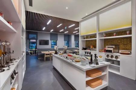 Hampton by Hilton Istanbul Zeytinburnu - 11