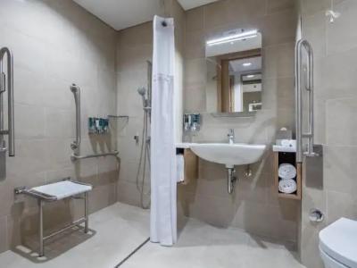 Hampton by Hilton Istanbul Zeytinburnu - 57