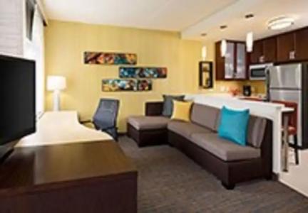 Residence Inn by Marriott Charlotte Airport - 4