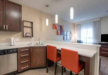 Residence Inn by Marriott Charlotte Airport - 14