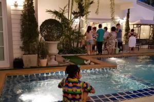 Vanida Antique Home, Sattahip