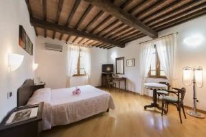 Hotel La Pace, Asciano