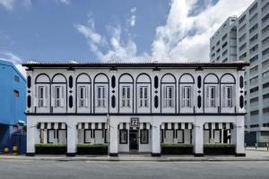 Check-Inn at Little India