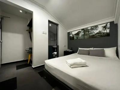 Check-Inn at Little India - 31