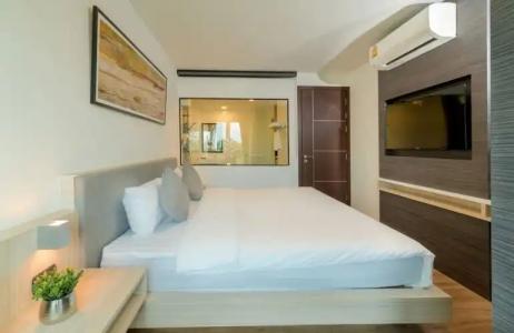 Pause and Play - 103