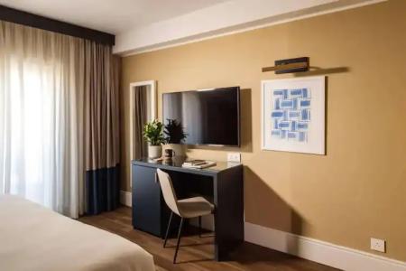 115 The Strand by NEU Collective - 44